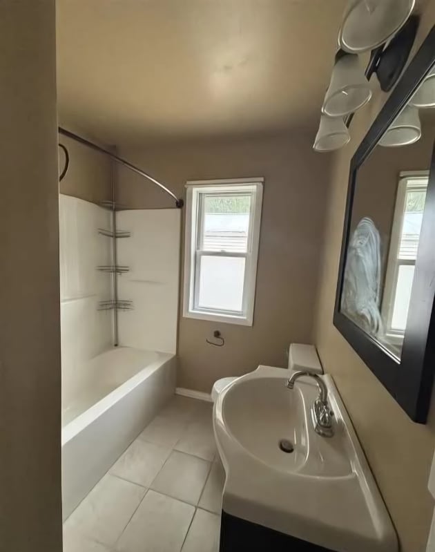 Photo - 222 Crestview Dr