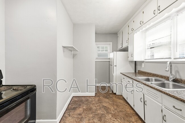 Photo - 969 N Linwood Ave