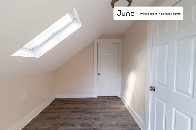Photo - Room in Shared 7 bed/2 bath home Unidad F