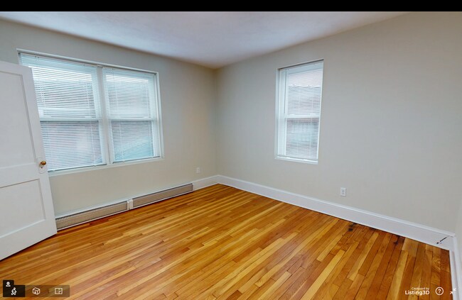 Building Photo - 400 Highland Ave Unit 4