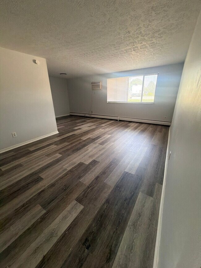 2 bed 1.5 bath