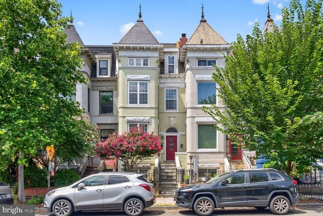 Building Photo - 1730 1st St NW Rental
