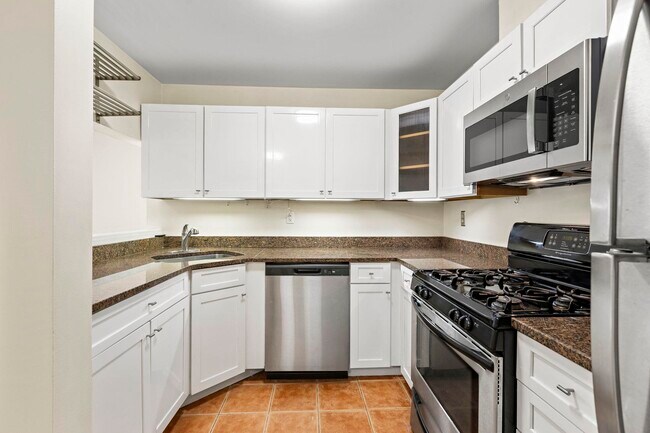 Photo - 420 Jefferson St Unit 3B