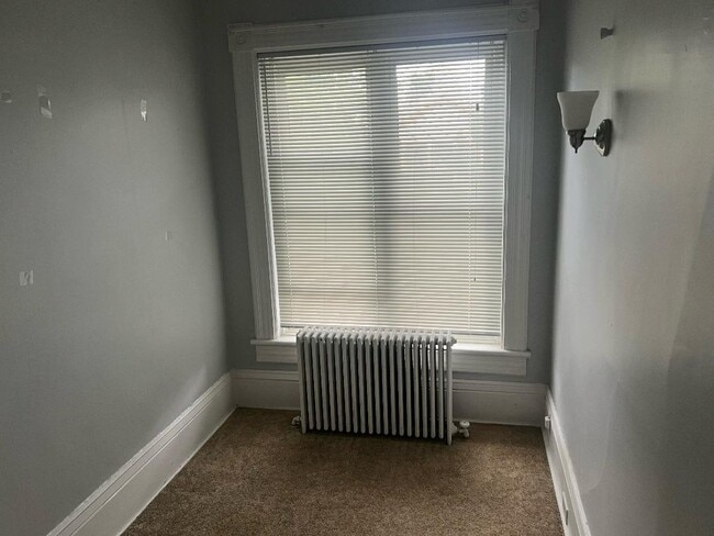 808 Allegheny St Unit 808 Allegheny St 2FL