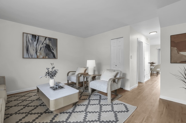 1289 RENTAL CONDO COMMUNITY