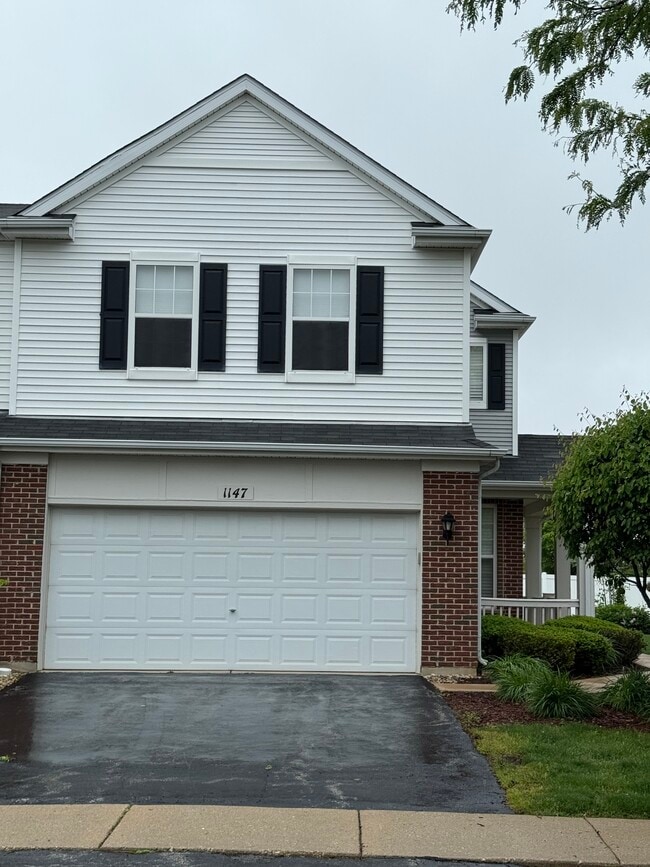 Photo - 1147 Heron Cir House