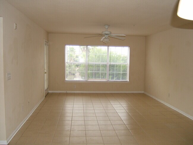 Photo - Spacious 1B/1B Unfurnished Condo near Beach in the Heart of Destin! Unidad 330