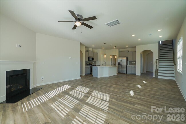 Photo - 1406 Caracara Ct