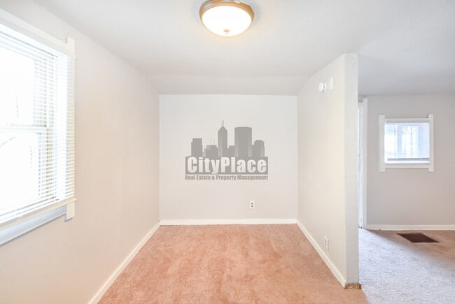 Photo - 318 Parkway Ave