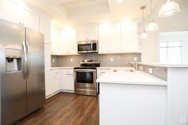 Photo - Merchants Square Residences