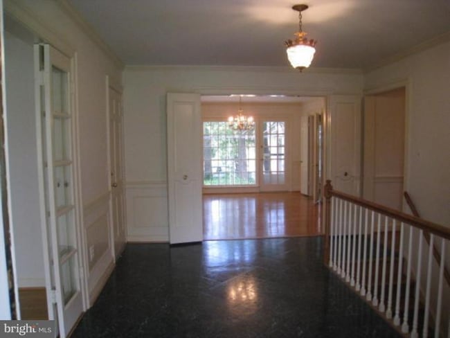 Photo - 11132 Luxmanor Rd