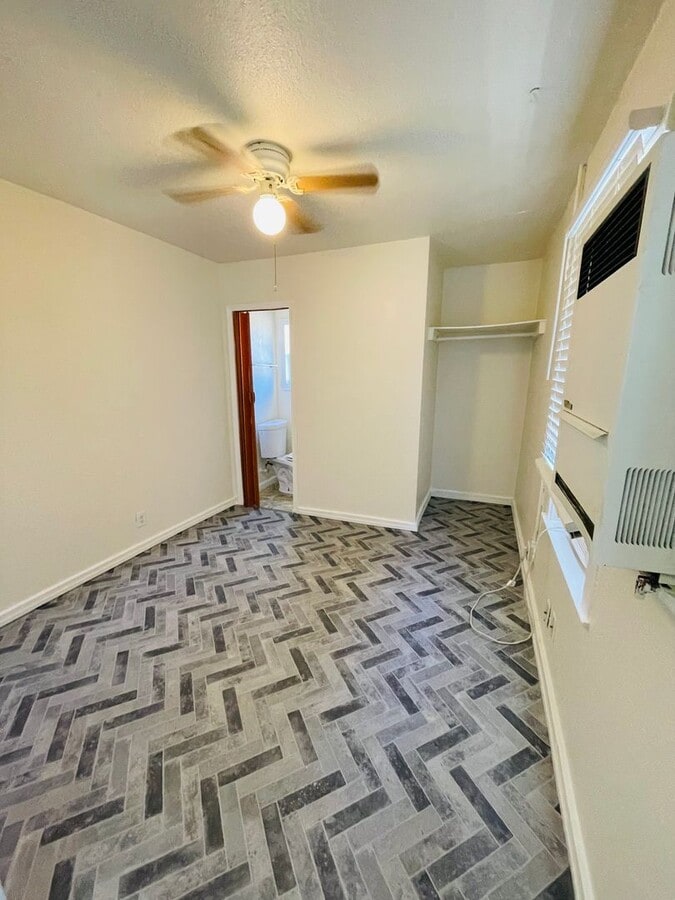 Photo - 316 6th St Unit #11