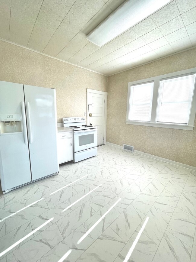 Photo - 1016 Duplex Unidad 1