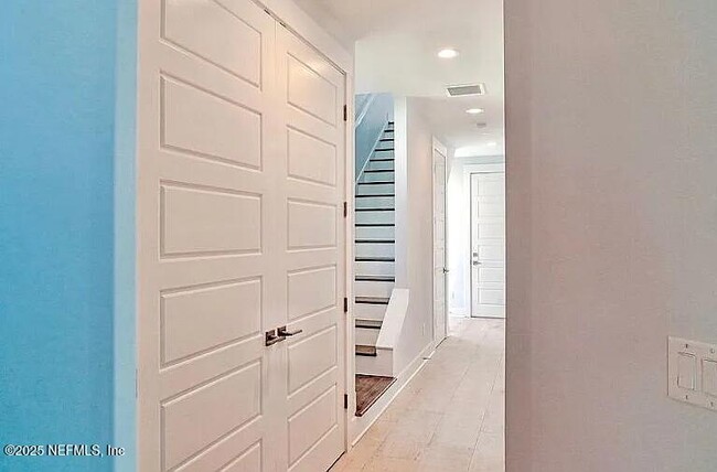 Photo - 514 2nd St S