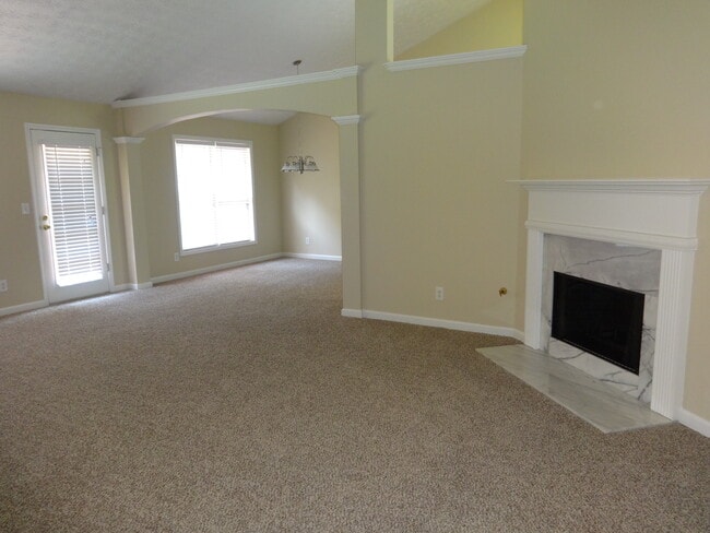 Photo - 2160 Laurel Pointe Ln