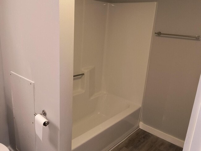 Photo - 143 E Main St