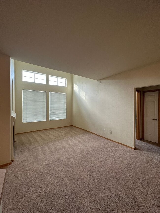 Photo - 2537 Evans Ct