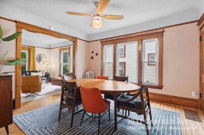 Photo - 3932 Garfield Ave