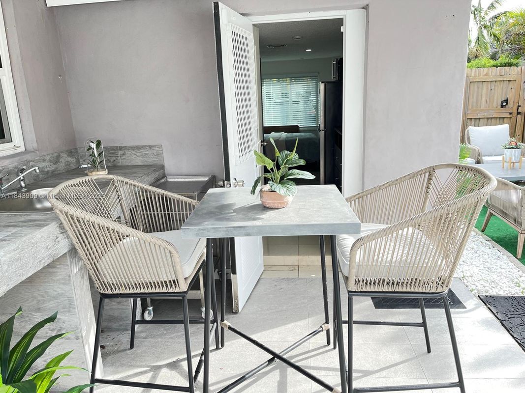 Photo - 1495 NE 177th St