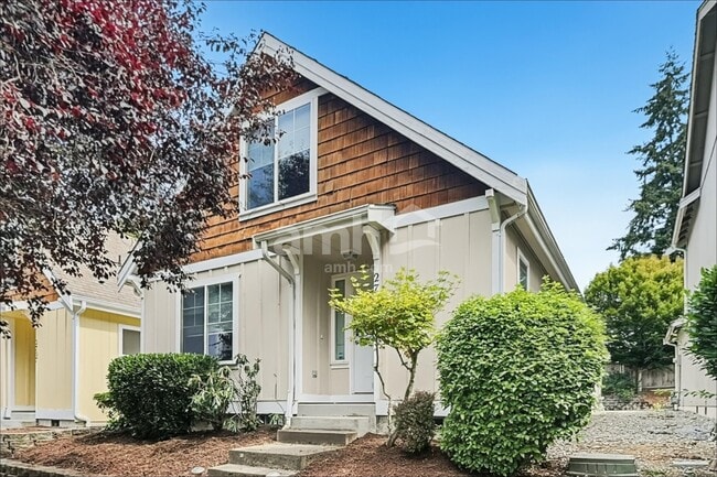 2709 9th St SE