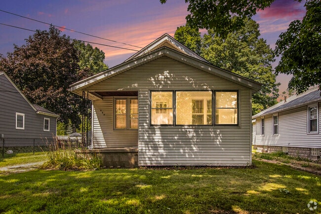 Building Photo - 539 Gayle Ave Rental