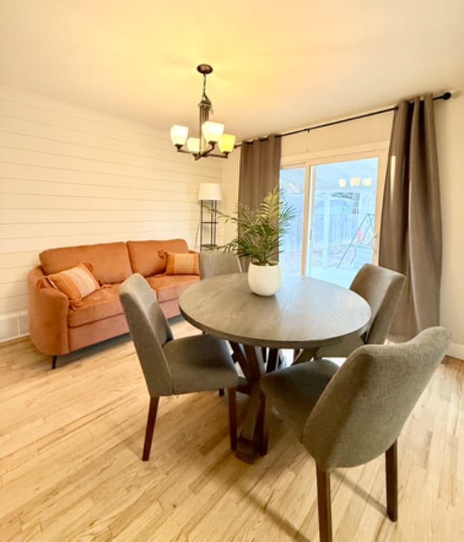 Photo - 9989 Dodge Dr