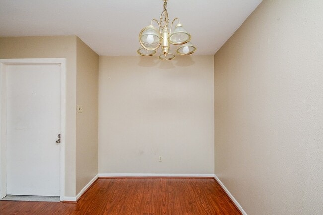 Photo - 8519 Hearth Dr Unit 26