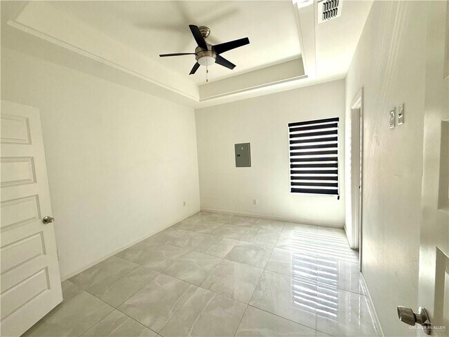5608 Puffin Ave Unidad 4
