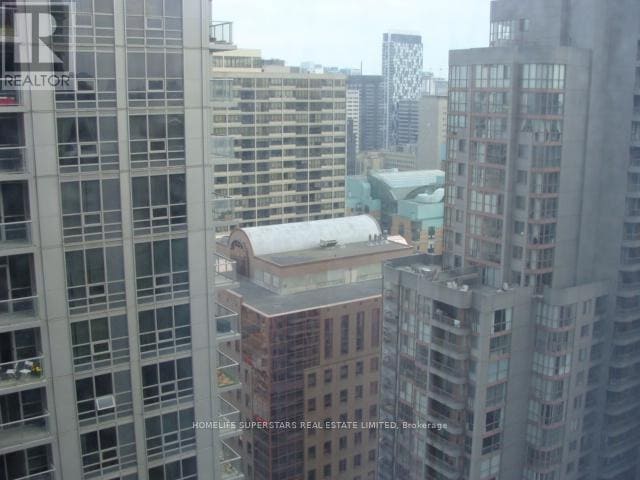 Photo - 763 Bay St. Unité 2807