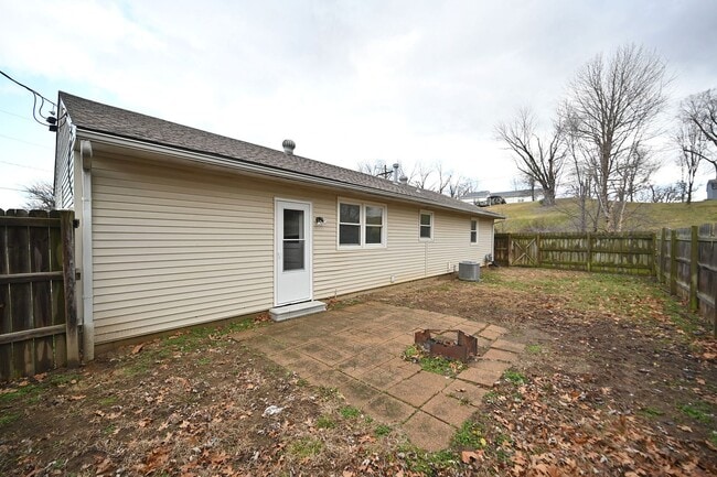 Photo - Cute 3-bedroom, 1 bath home with basement!