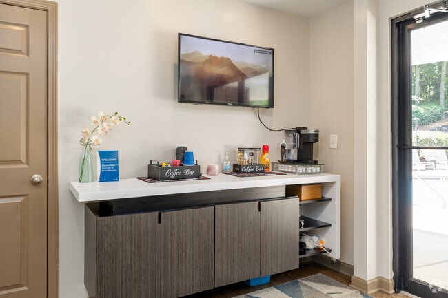 Leasing Office