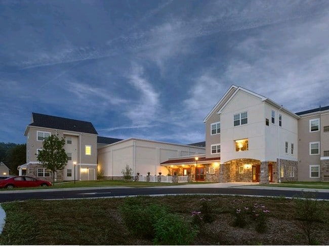 Hopewell Manor
