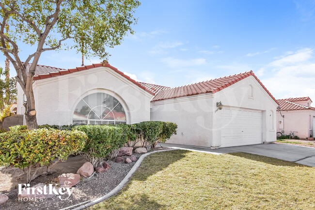 Photo - 3909 Linniki St