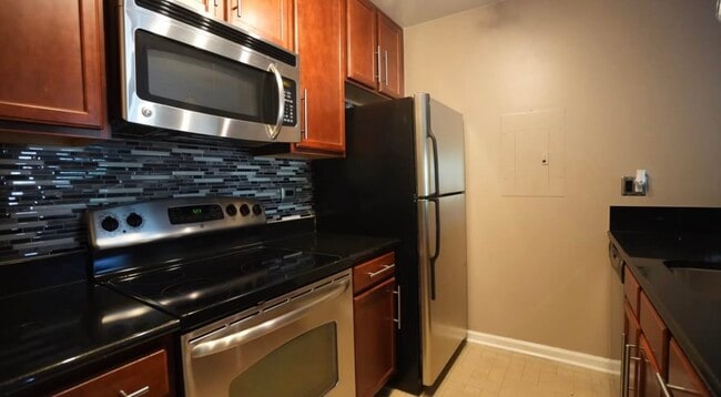 Photo - 104 Glengarry Dr Unit 207