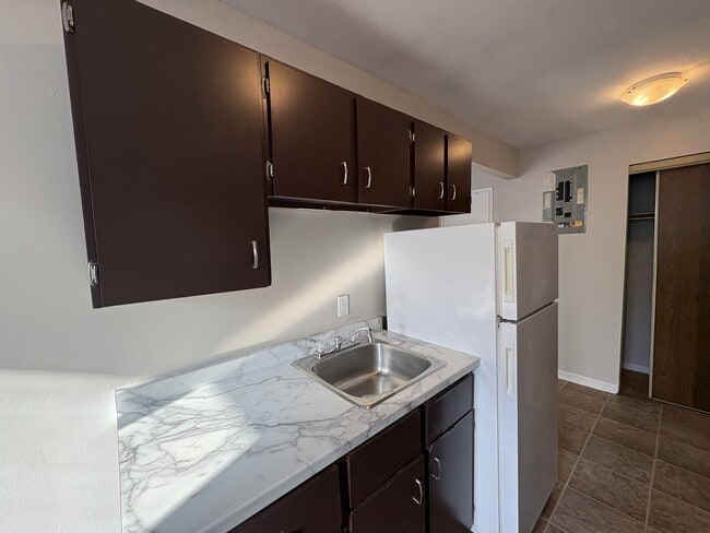 Photo - 546 Martha Ave Unité 18