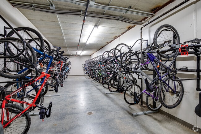 Bikde Storage