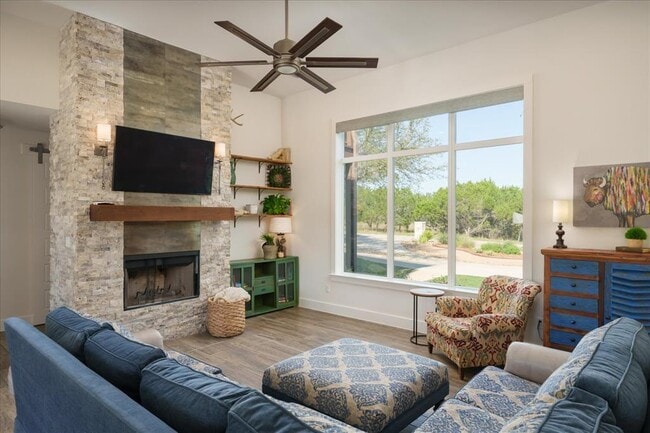 Photo - 625B Las Colinas Dr