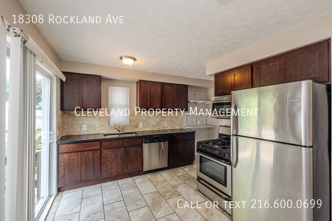 Photo - 18308 Rockland Ave