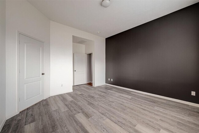 Photo - 1807 Hidden Breeze Dr