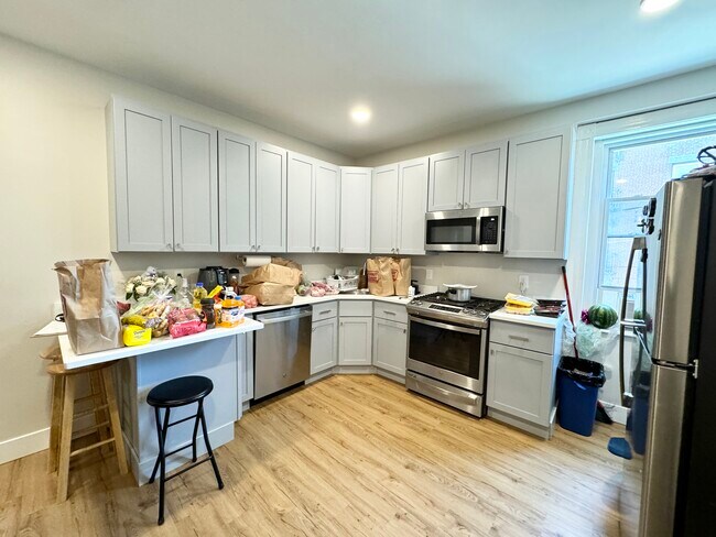 Photo - 146 Gove St Unit 3