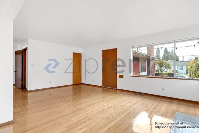 Photo - 6115 NE Clackamas St