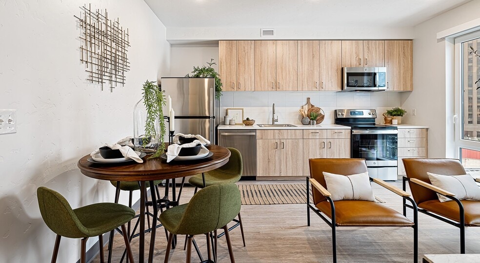 Open One Bedroom - Model
