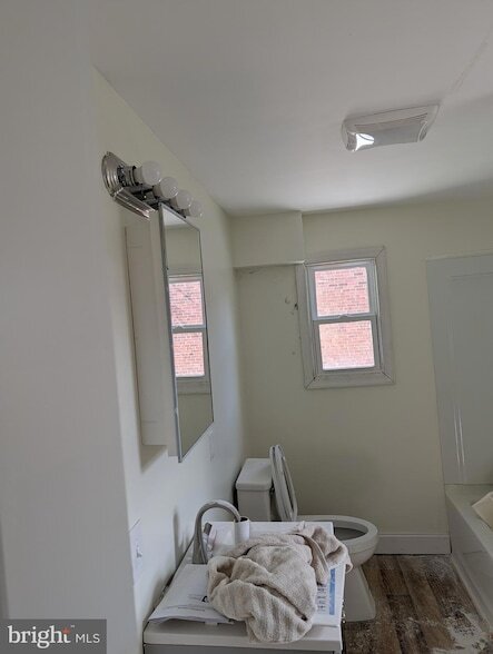 Photo - 101 S 2nd St