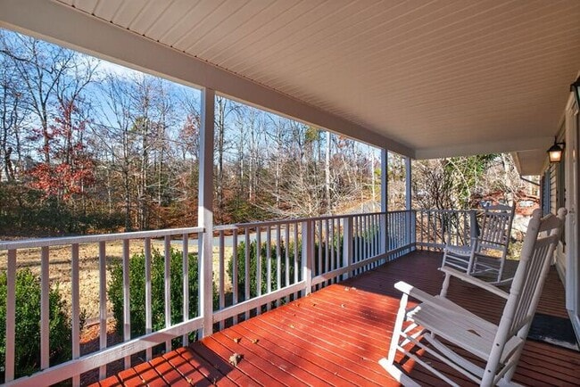 Photo - 463 Bronco Trail