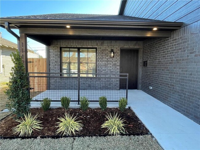 Charming 3-Bed Oasis in Central OKC - Charming 3-Bed Oasis in Central OKC Apartment