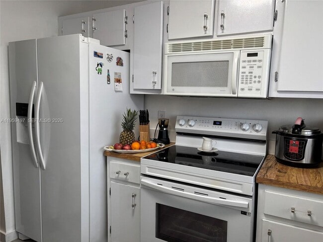 Photo - 19623 NW 30th Pl