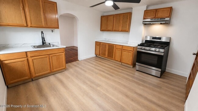 Photo - 1020 Lincoln St