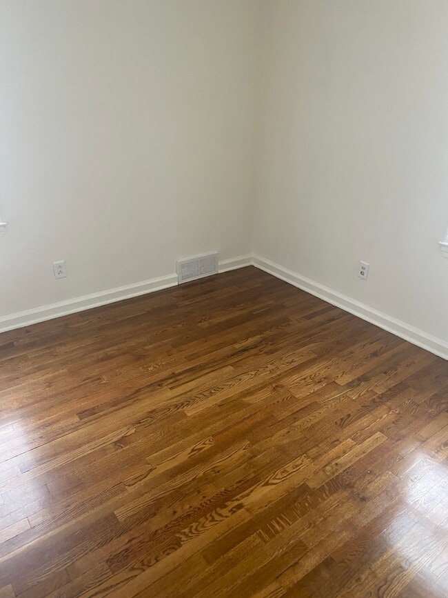 Photo - 3342 N 41st St