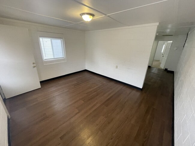 Photo - 1 Bd 1 Ba Duplex