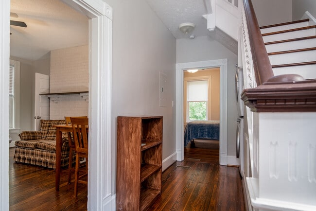 Photo - 148 Warwick St